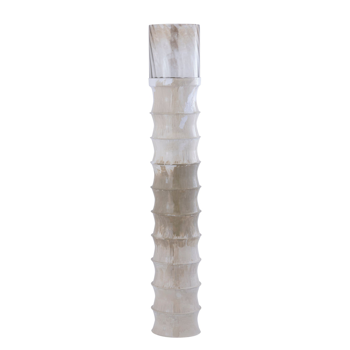 Set Van 3 Kaylyne Windlichten Crème Emaille van PTMD, het grote windlicht op witte achtergrond
