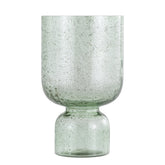 Laurynn Windlicht Groen van PTMD, zeegroen bubbelglas op een dikke glazen voet op witte achtergrond