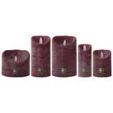 Set van 5 LED kaarsen Rustic Bordeaux van PTMD, de complete set met alle vijf de kaarsen naast elkaar op witte achtergrond
