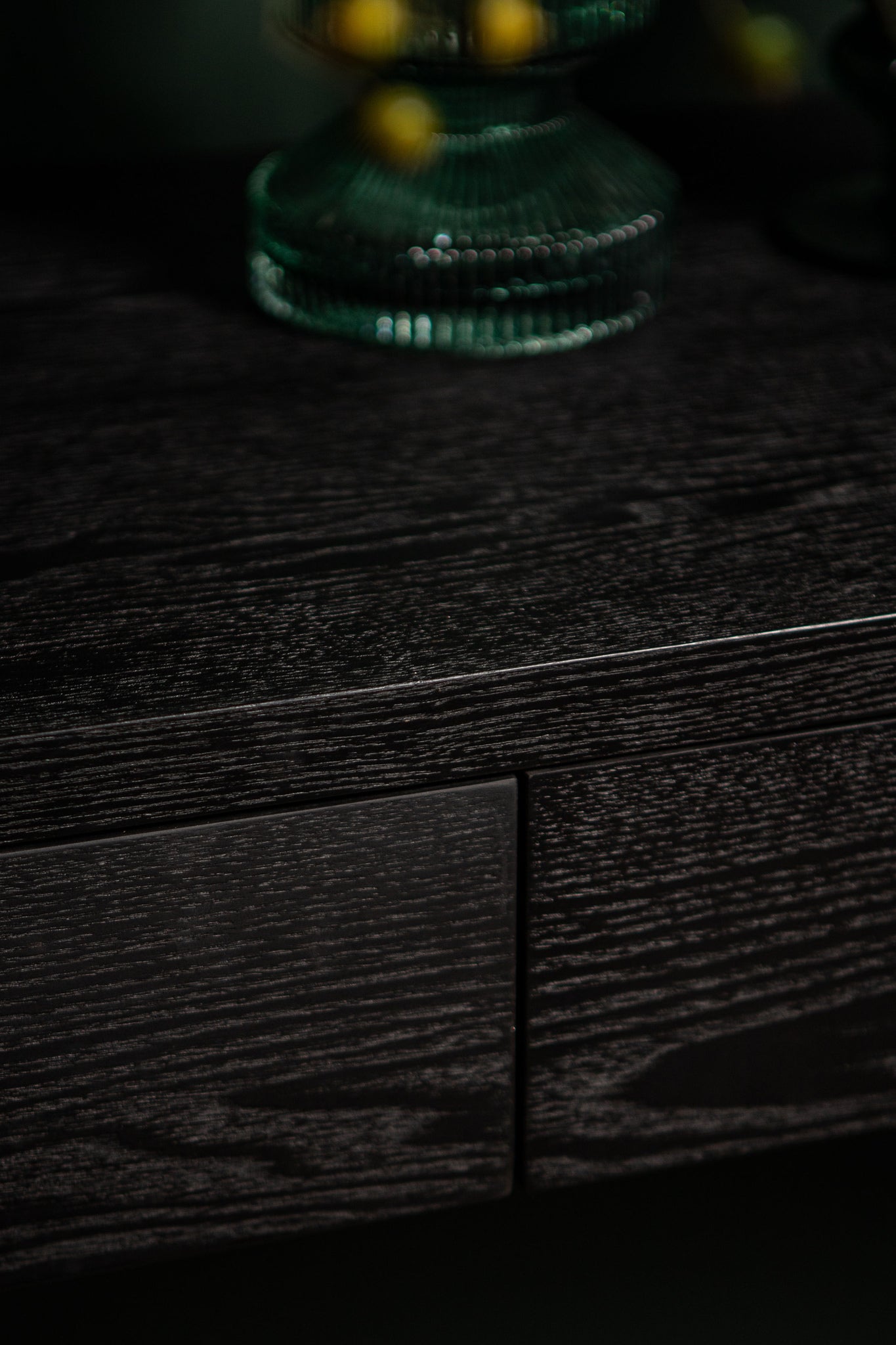 Sidetable / Bureau Tiess Hout 2 Lades PTMD - Bureau - PTMD - livinglovely.nl