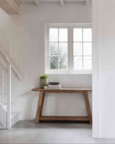 Close-up van de afwerking en de randen van Sidetable Valley van MUST Living