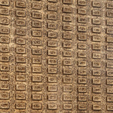 Sierre Bronze MDF Framed Wall Panel With Glass L van PTMD, bronskleurig wandpaneel in een sfeervolle interieursetting