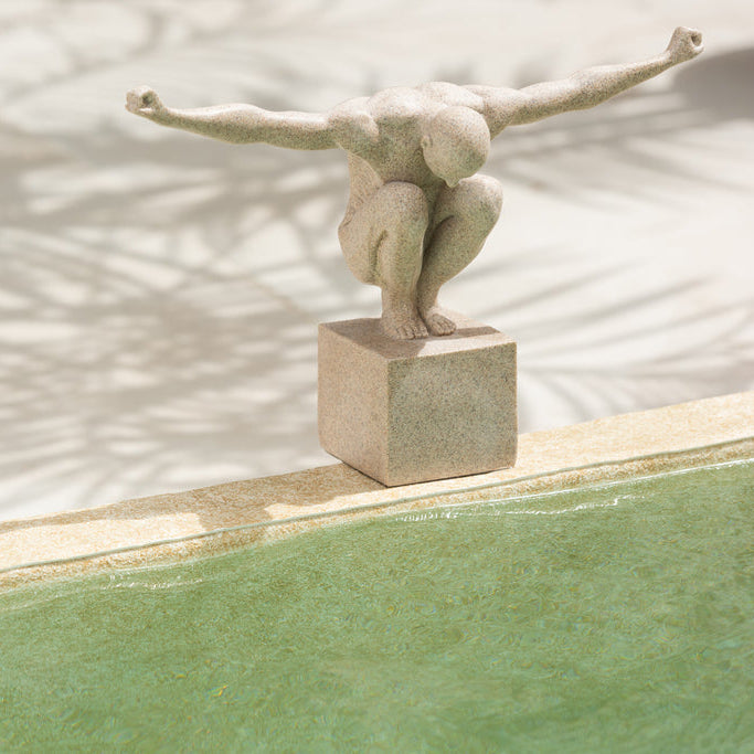 Sporter Op Voet Marmer Poly Zand Large - Beeld - J-Line - livinglovely.nl