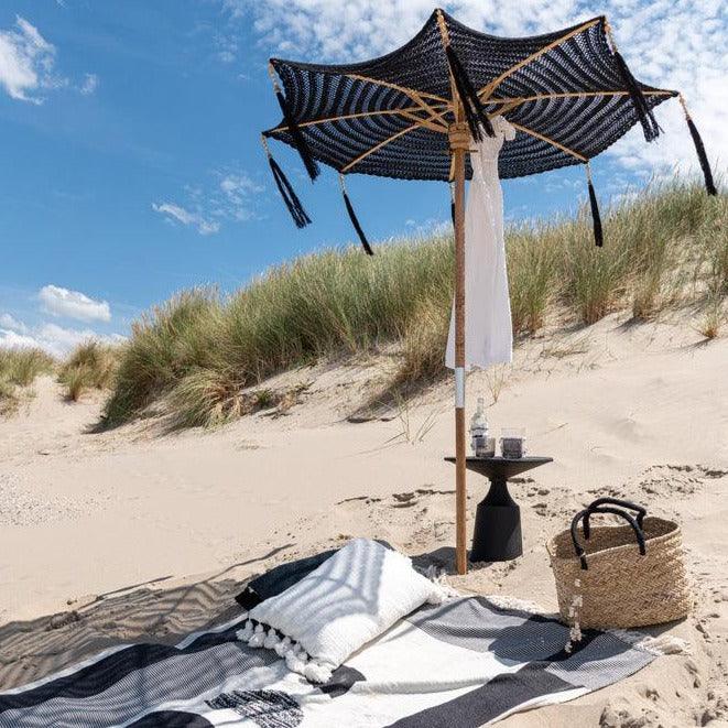 Strandtas Met Schelpen Zwart Handvatten Jute Naturel/Zwart Large - Tas - J-Line - livinglovely.nl