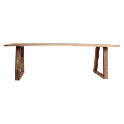 Farmwood eettafel van Raw Materials, detail van de planken in het blad met kleurverschillen