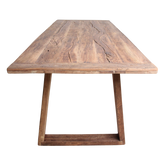 Farmwood eettafel van Raw Materials, bovenaanzicht van het 180 cm brede tafelblad