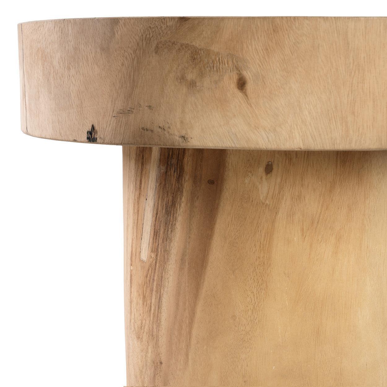 The Quichua Side Table - Natural , bijzettafel , Bazar Bizar , livinglovely.nl