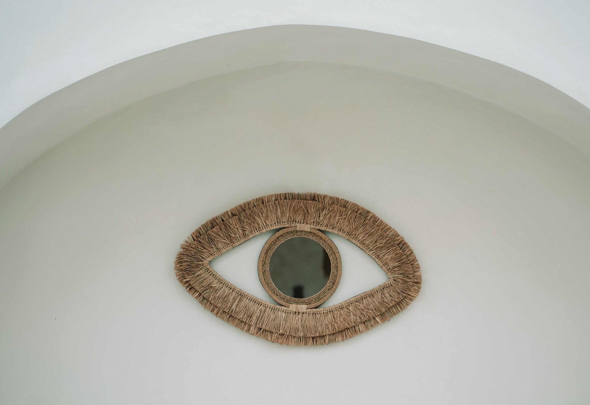 The Raffia Eye Mirror - Natural - M , Spiegel , Bazar Bizar , livinglovely.nl