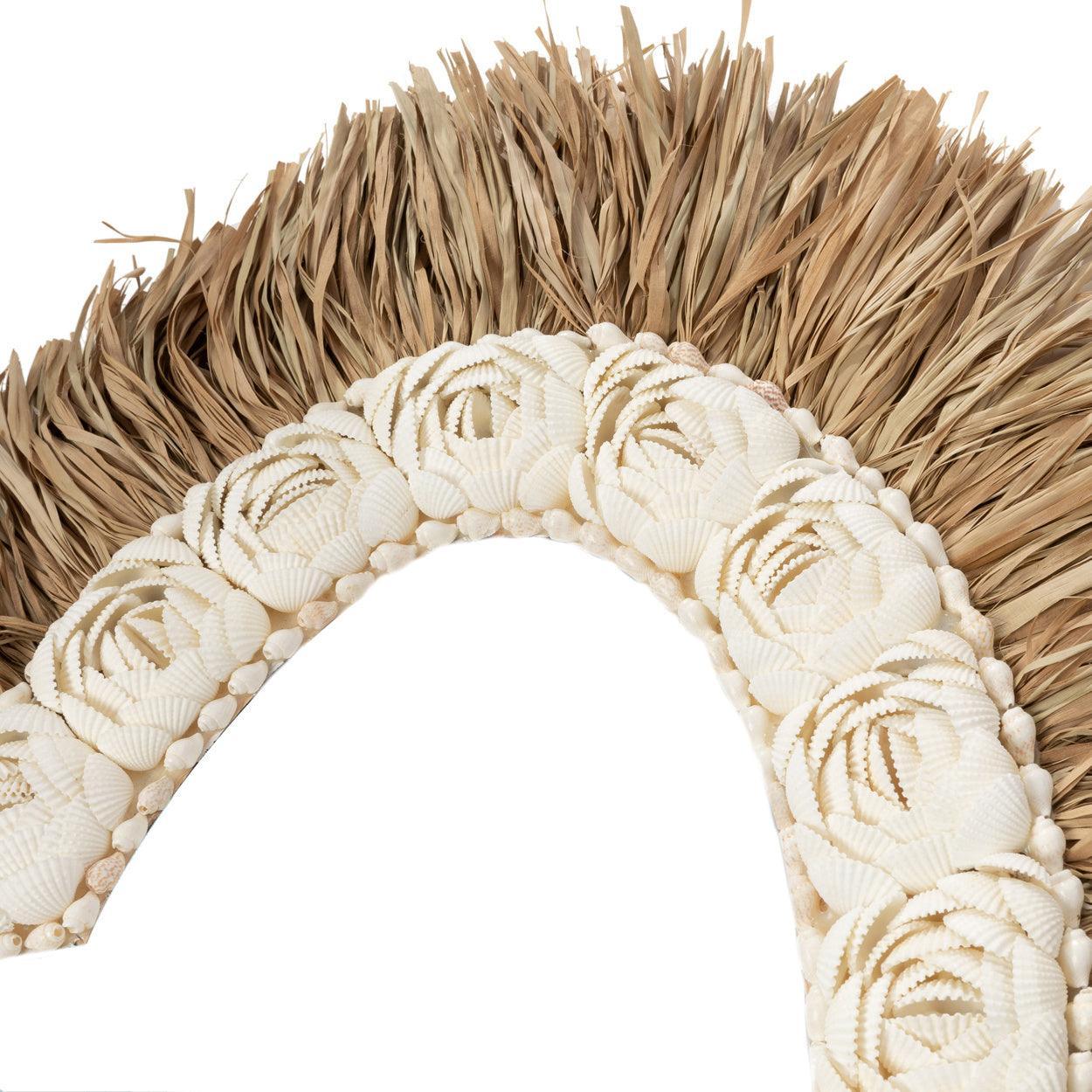 The Raffia Shell Heart - Natural White - Large , wanddecoratie , Bazar Bizar , livinglovely.nl