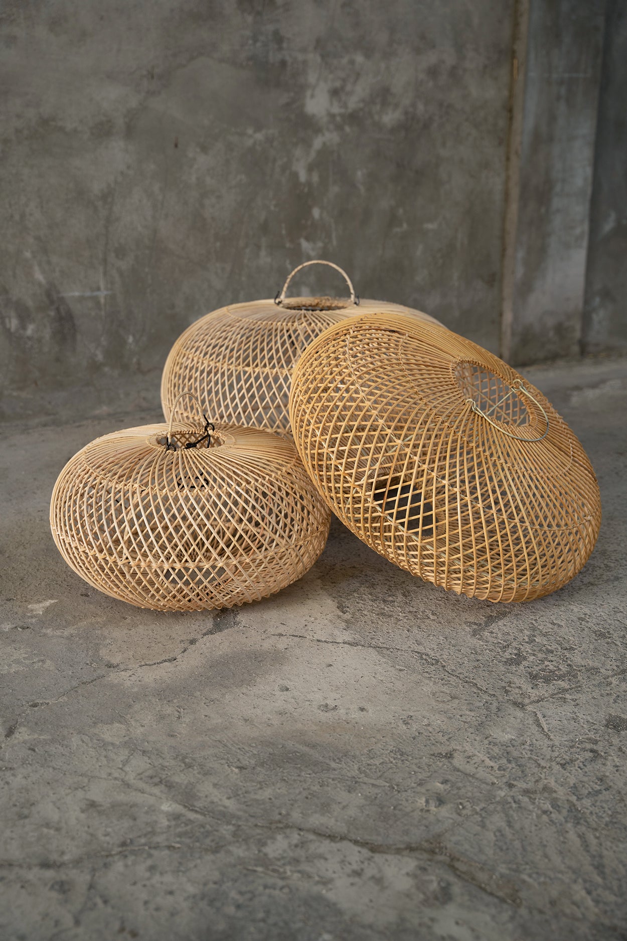 The Wholly Hanglamp - Naturel - Medium - Hanglamp - Bazar Bizar - livinglovely.nl