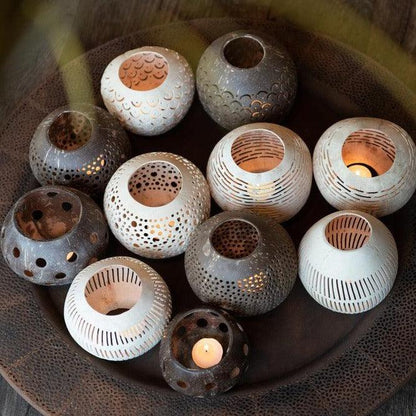 Theelichthouder Kokosnoot Gaatjes Naturel Set van 2 - Theelichthouder - J-Line - livinglovely.nl