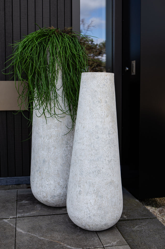 Toshiba White Round High GRC Pot L 50x50x150cm PTMD - Pot - PTMD - livinglovely.nl