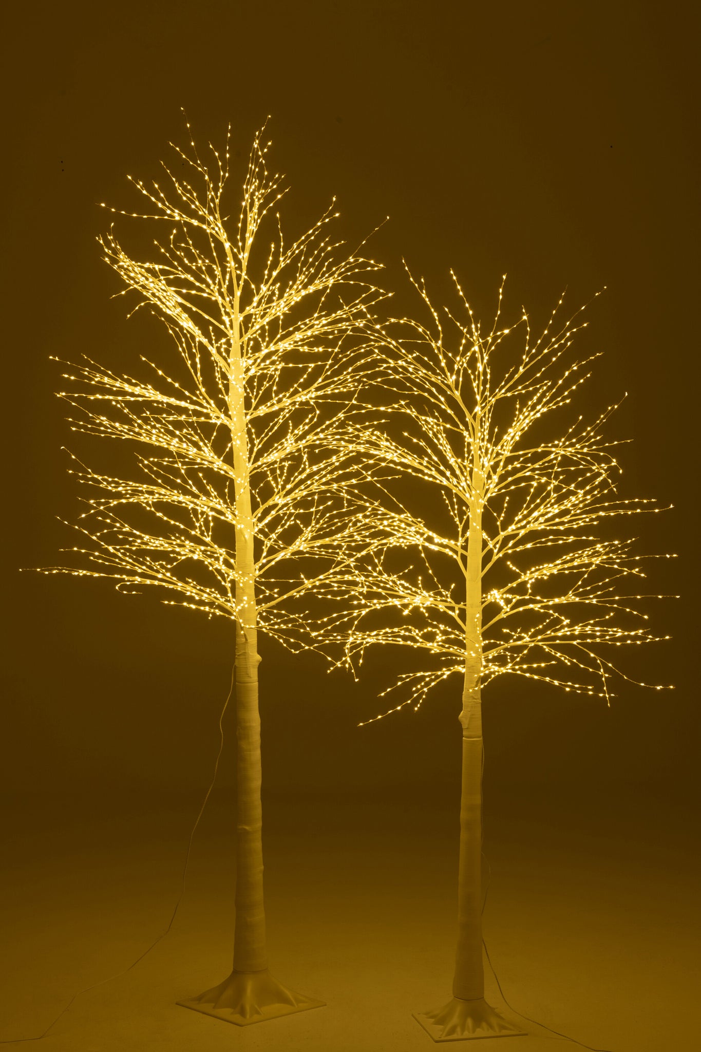 Tree 3000 Led Plastic White Large - - J-Line - livinglovely.nl