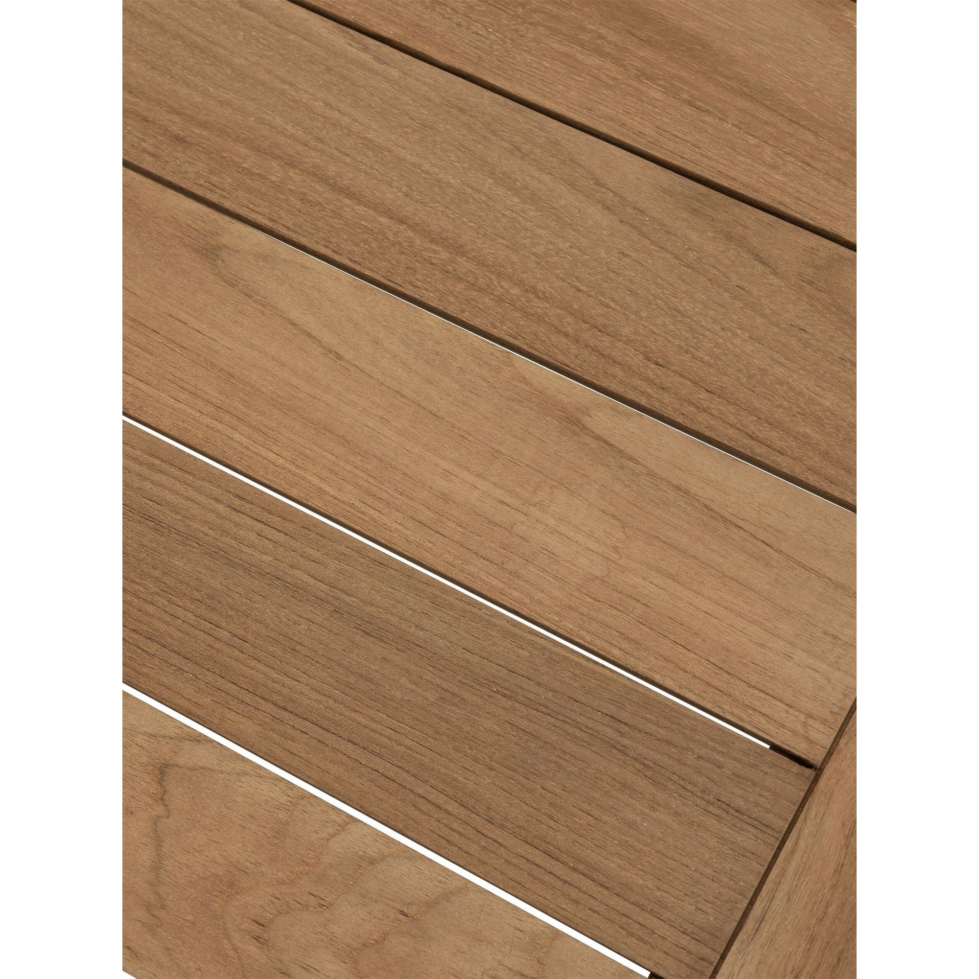 Detail van de hoek van de Tuintafel Amaro Outdoor van DTP Home met diagonale houtnerf