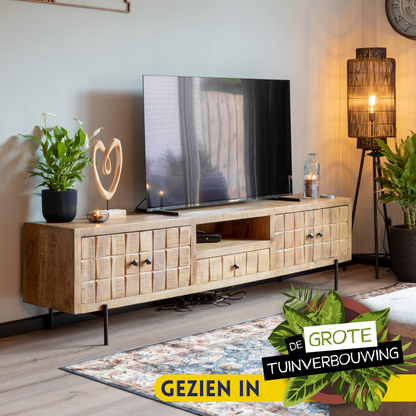 TV-meubel Brandy 220 cm van Starfurn met blokkenpatroon en metalen onderstel