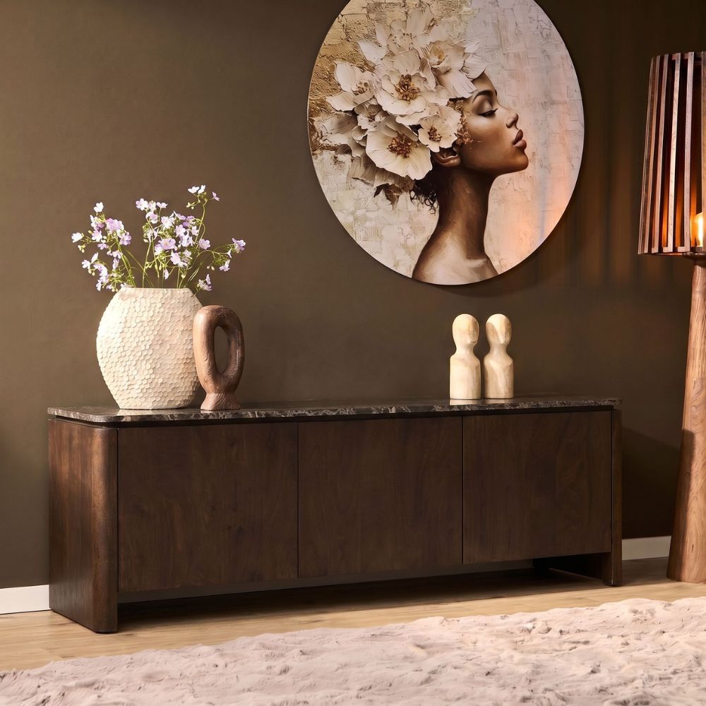 Bruin mangohouten TV-meubel Dallas van Starfurn, strak en rustig ontwerp