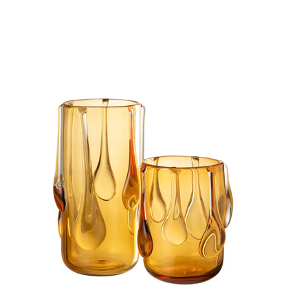 Amberkleurige vaas Drippy van J-Line, ander aanzicht van het golvende glas