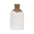 Vaas Kent Small van MUST Living, houten vaas met witte afwerking en zichtbare nerf