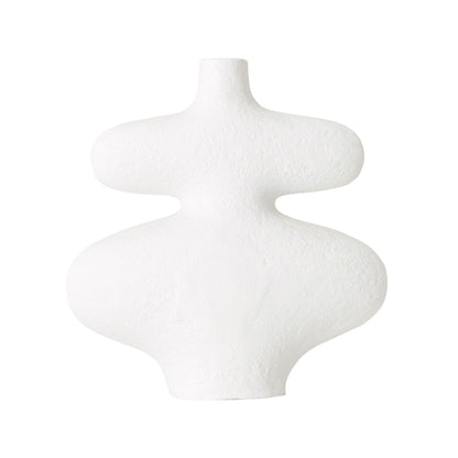 Vaas La Femme Medium van MUST Living, witte sculpturale vaas van vezelcement van 46cm hoog