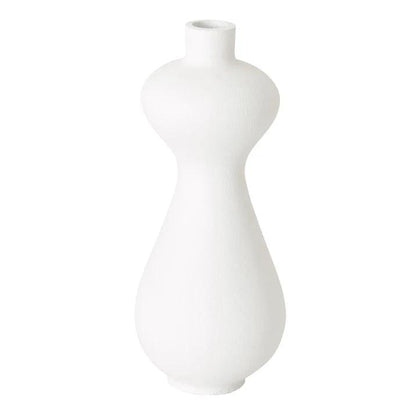 Vaas Lady van MUST Living, slanke witte vaas van vezelcement met voelbare structuur