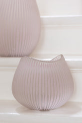 Vaas Streep Glas Lichtroze Small L21x22b22xh20,5cm J-Line - Vaas - J-Line - livinglovely.nl