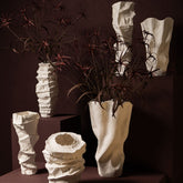 Violettee White Ceramic Wavy Vase Dot Pattern L 	26x20x46cm PTMD - Vaas - PTMD - livinglovely.nl