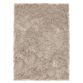 Vloerkleed Celeste van MUST Living, rechthoekig polyester kleed in taupe met fijne structuur