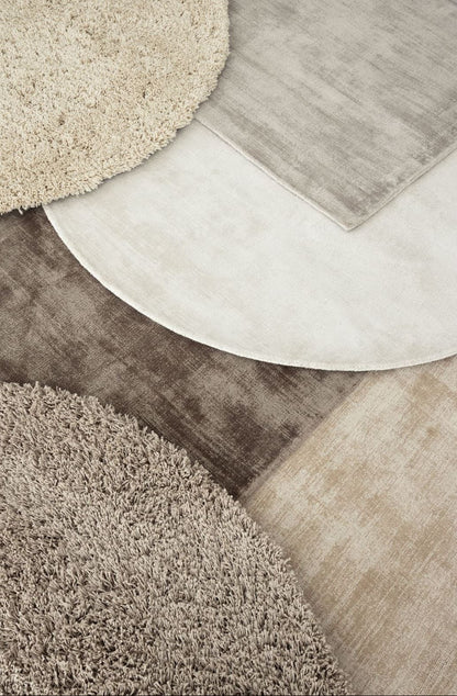 Vloerkleed La Belle van MUST Living, sfeerbeeld met kleden uit de La Belle en Celeste series
