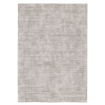 Vloerkleed La Belle van MUST Living in lichtgrijze viscose, rechthoekig kleed van 200 bij 300 cm
