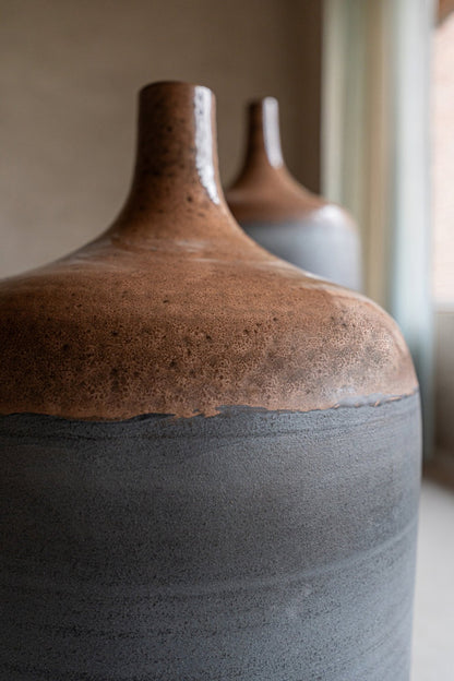 Vloervaas Fles Keramiek Caramel/Grijsblauw Small J-Line