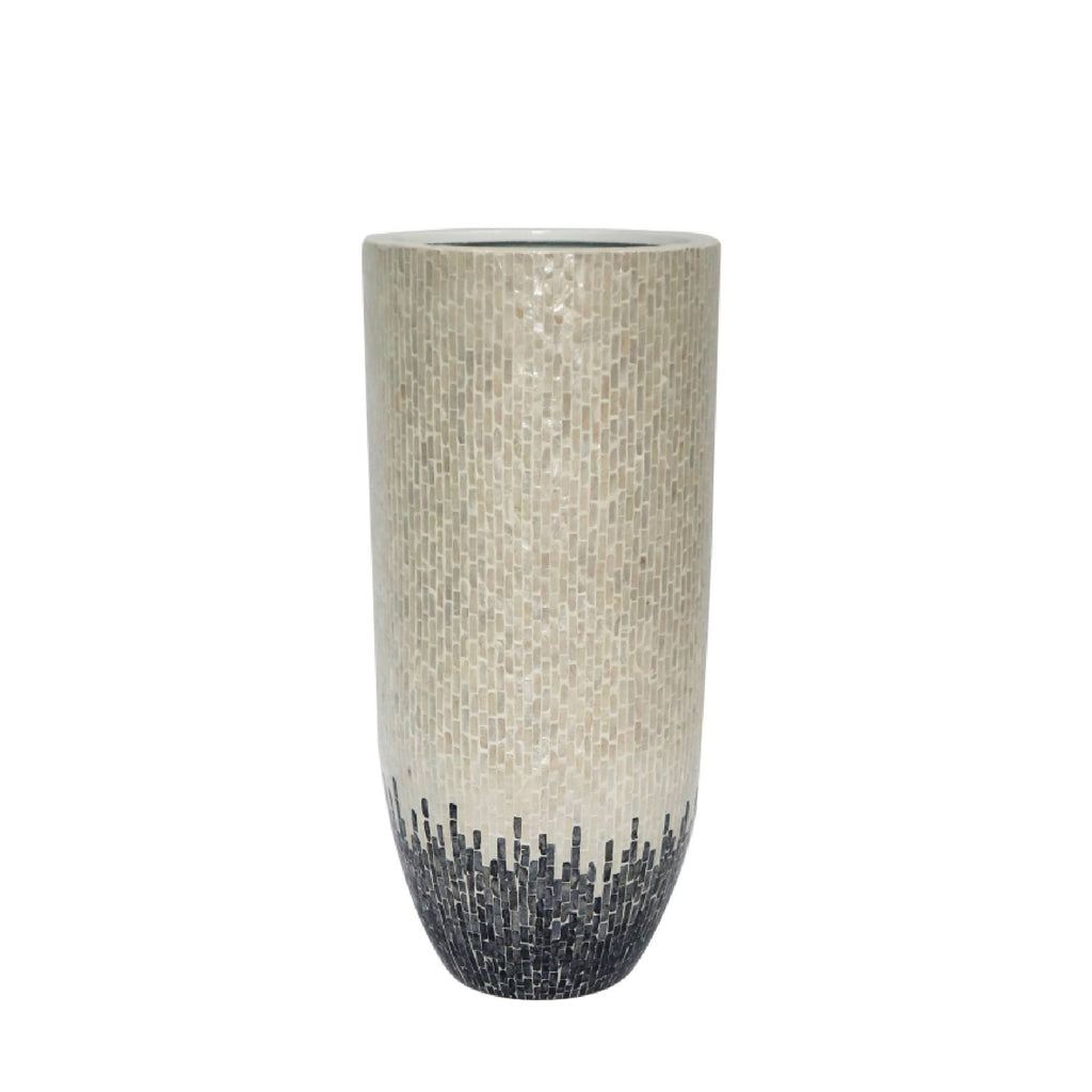 Vojtech White round poly shell bamboo pot ombre L PTMD - Pot - PTMD - livinglovely.nl