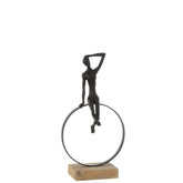 Vrouw Op Ring Voet Resin/Ijzer Zwart - Beeld - J-Line - livinglovely.nl