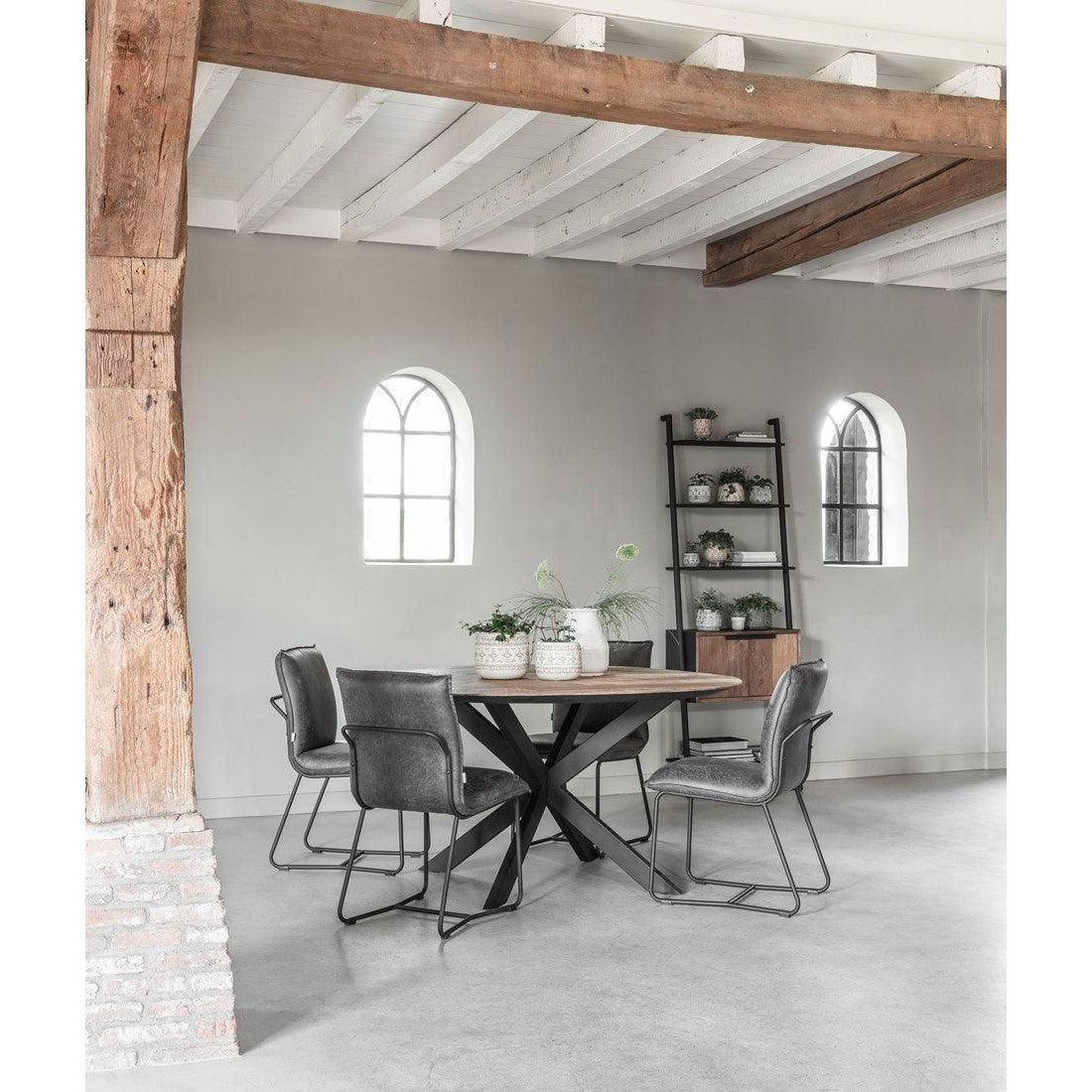 Wandrek Cosmo van DTP Home gestyled met woonaccessoires