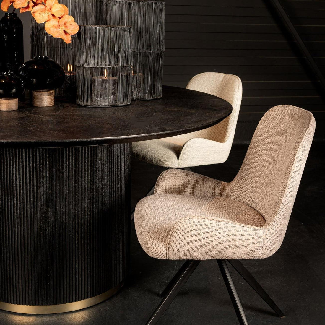 Xelle Black Eettkamertafel PTMD - Eetkamertafel - PTMD - livinglovely.nl